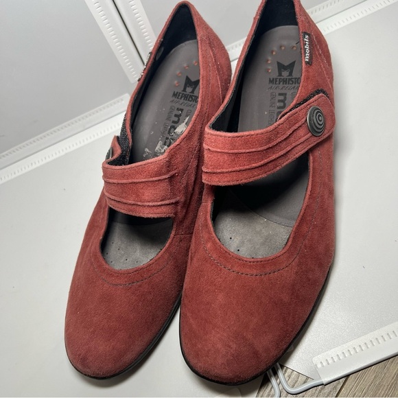 MEPHISTO Mary Jane Pumps Heels Sz 10 Red Suede Leather Comfort - Picture 9 of 13